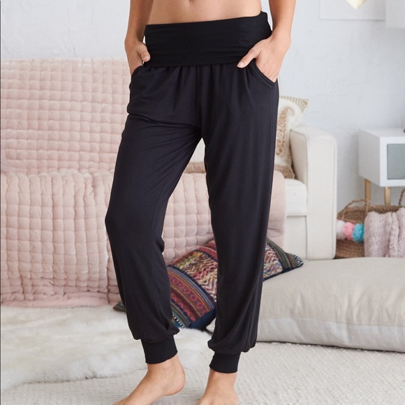 American Eagle Outfitters | Pants 